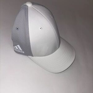 Adidas white and gray golf hat L/XL